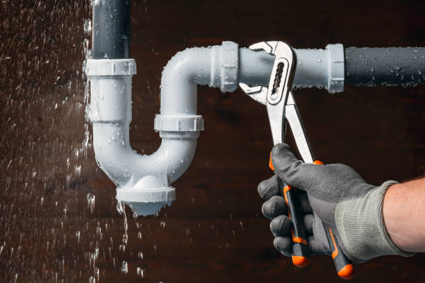 Professional Drain Cleaning technician working in Montrose, CA